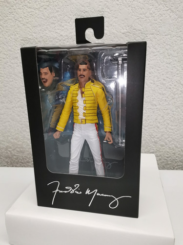 Neca Freddie Mercury Queen Yellow Jacket Magic Tour
