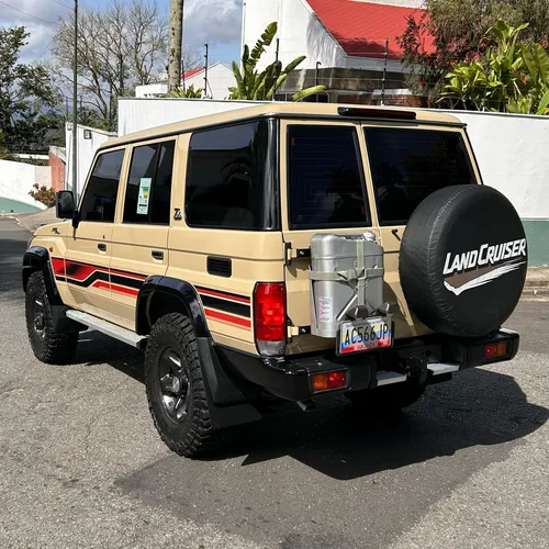 Toyota Machito Lc 76