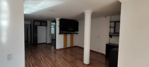 Apartamento En Barrio Los Colores