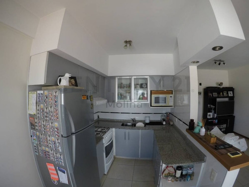 Imagen 5 de 16 de Venta Departamento 2 Ambientes San Martin Centro Cochera Cubierta