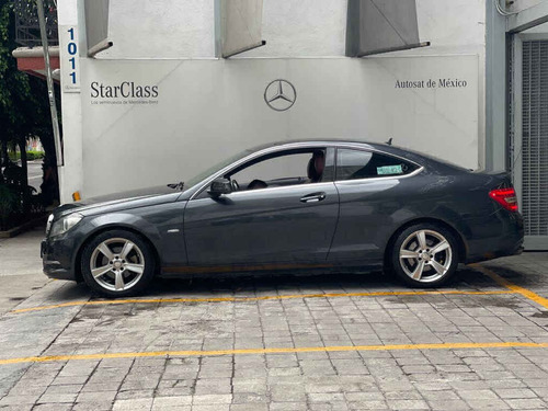 Imagen 2 de 15 de Mercedes-benz Clase C 2012 2p C 250 Cgi Coupe Aut
