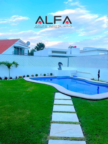 Super Casa En Venta, En Lomas De Cocoyoc