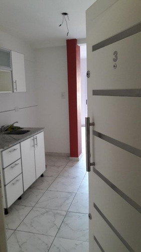 Imagen 2 de 11 de Muy Buen Depto. Con Terraza Privada Y Lavadero.