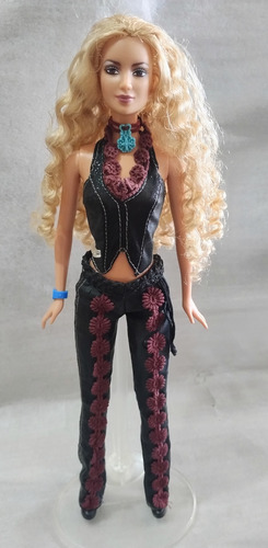 Muñeca Shakira Mattel Barbie 2002 Con Ropa Y Dije Originales (Usado)
