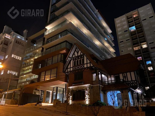 Edificio Malecon Varese, Venta De 2 Amb.