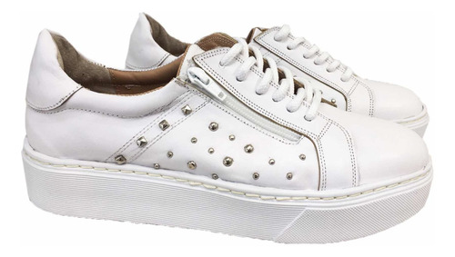 Imagen 2 de 2 de San Crispino Zapatillas Blancas Con Tachas 4314