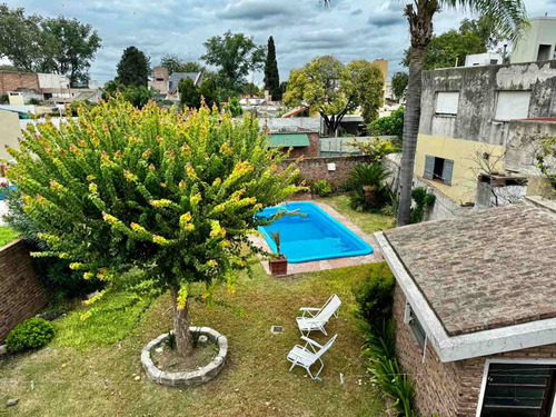 Casa En Venta En Pergamino Con Pileta