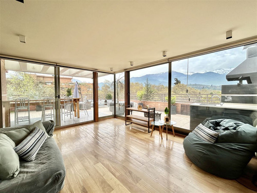 Exclusivo Penthouse Con Rica Terraza Y Vista 100% Despejada!