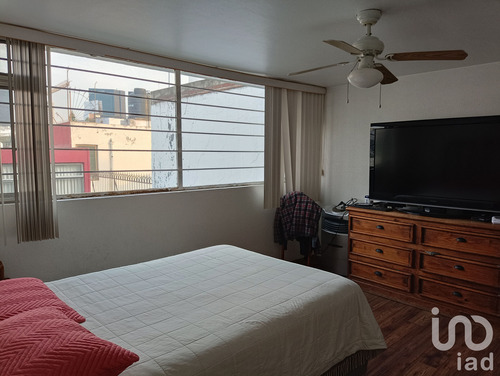 Venta Casa 4 Ambientes El Parque