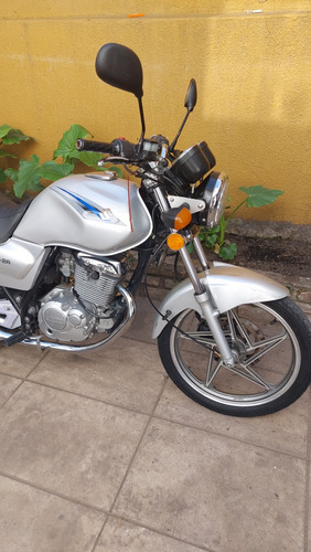 Suzuki En 125