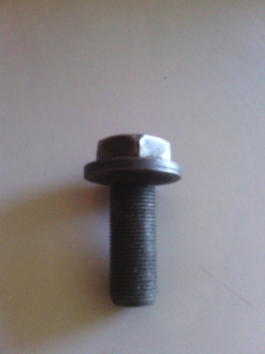 Tornillo Del Cigueñal De Epica