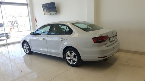 Imagen 6 de 8 de Volkswagen Vento 1.4 Tsi Comfortline 150cv
