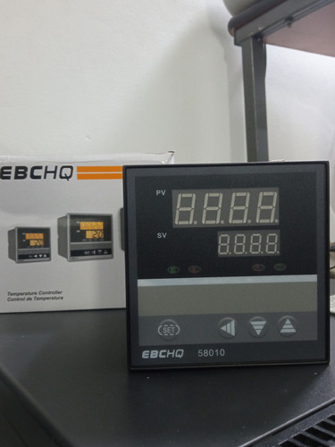 Control De Temperatura Marca Ebchq 4 Digitos 2 Display 