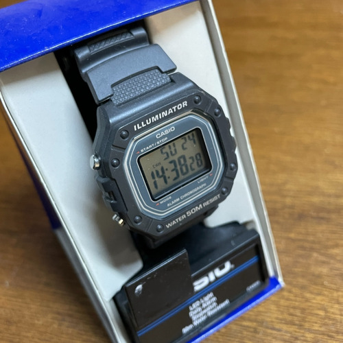 Reloj Casio Water 50m Resist (Usado)
