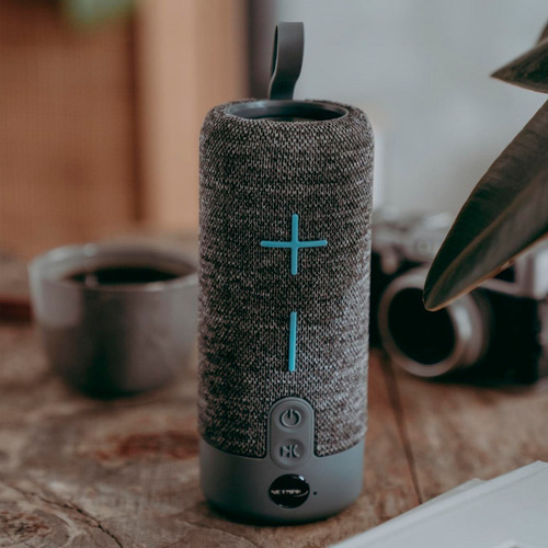 Imagen 3 de 10 de Parlante Bluetooth Portatil Gris Radio Micro Sd Manos Libres