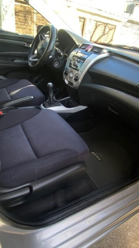 Imagen 7 de 14 de Honda City