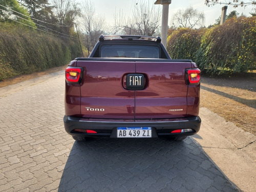 Imagen 8 de 20 de Fiat Toro 2017 2.0 Freedom 4x4