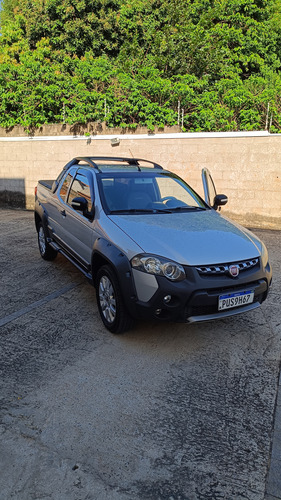 Fiat Strada 1.8 16v Adventure Ce Flex 2p
