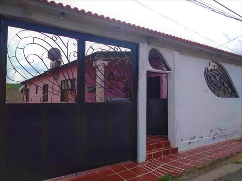 Imagen 1 de 11 de Casa En Urb. Valle Alto 1, Amoblado