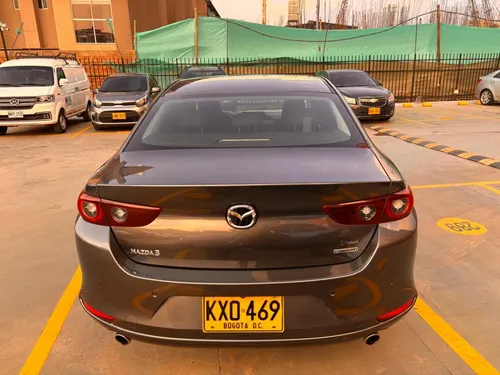 Mazda 3 2.0 Touring