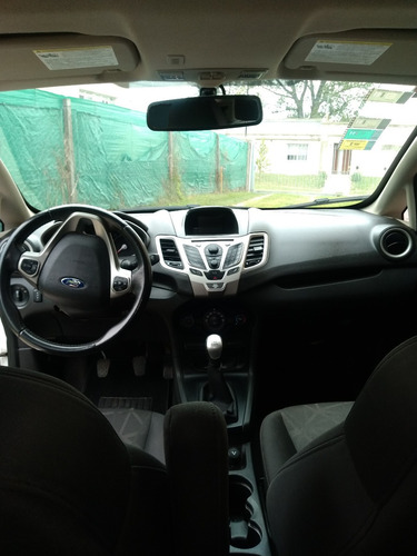 Ford Fiesta Kinetic 2012 Mexicano Titanium