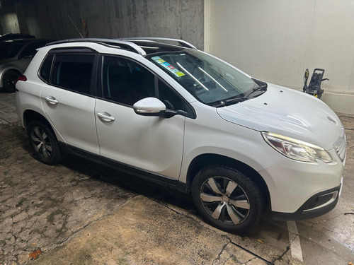 Peugeot 2008 1.6 Feline
