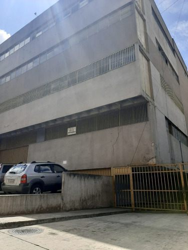 Venta/local Industrial/221m2/palo Verde