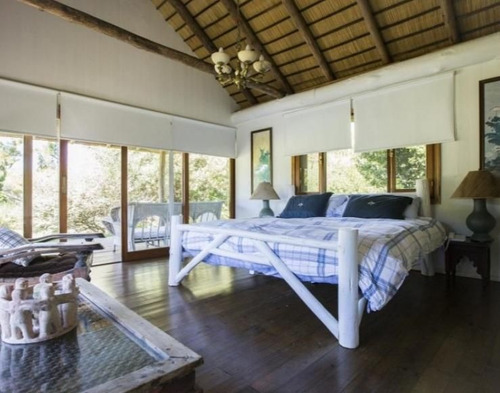 Casa En Venta De 6 Dormitorios En La Boyita