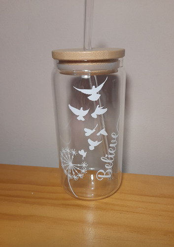 Vaso Jarro De Vidrio Con Sorbito Y Tapa Bambú Personalizado.