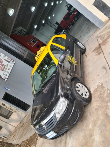 Renault Logan 1.6 Authentique 85cv 2014