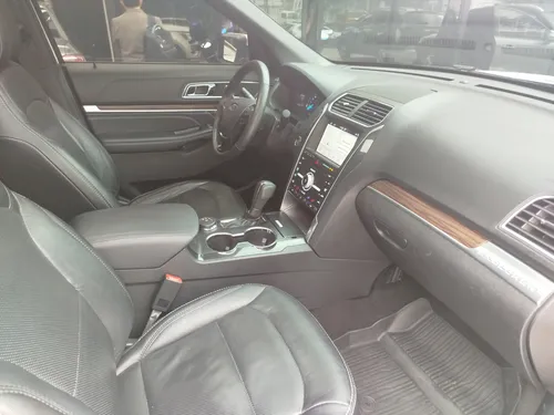Ford Explorer LIMITED TP 2300CC 4X4