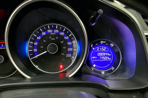 Imagen 24 de 25 de Honda Fit 5 Pts Hb Cool, At, R-15