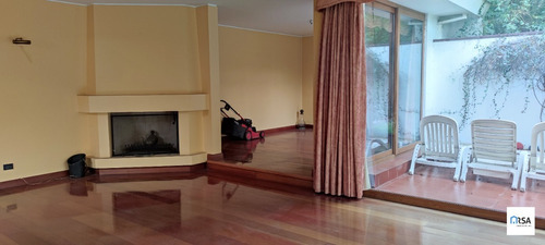 Imagen 11 de 30 de Maravillosa Casa En Sector Exclusivo De Lo Barnechea