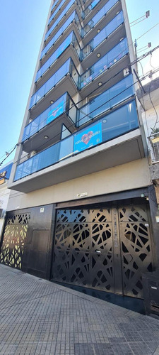 Departamento En Venta Bv. Avellaneda Frente Al Rio - Apto Crédito - Rosario