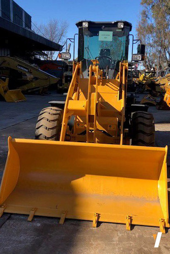 Pala Cargadora Liangong 820 Balde 1m3 - 87 Hp - Agro