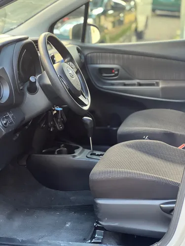 Toyota Vitz 2017