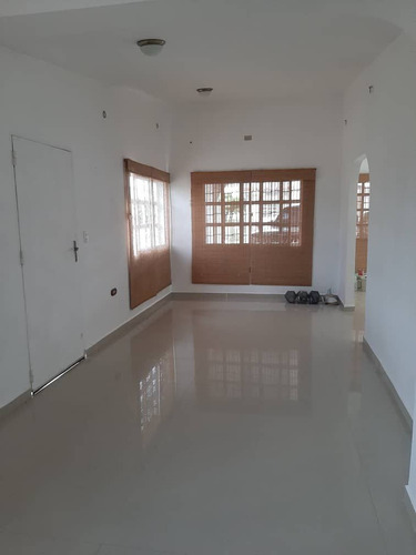 Se Alquila Casa En La Urbanizacion Puertas Del Sur