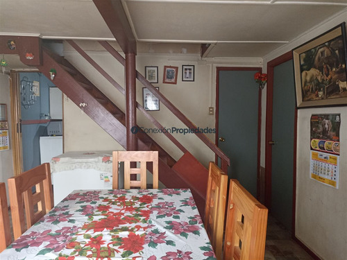 Casa En Venta De 4 Dorm. En Frutillar