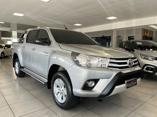Toyota Hilux 2.7 SR 4X2 CD 16V FLEX 4P MANUAL
