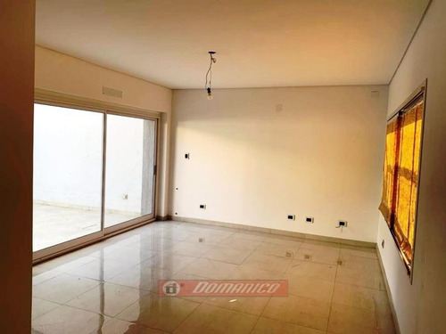 Imagen 5 de 24 de Casa En Venta En Castelar Norte