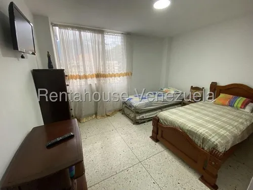 El Marques Mls #25-10715