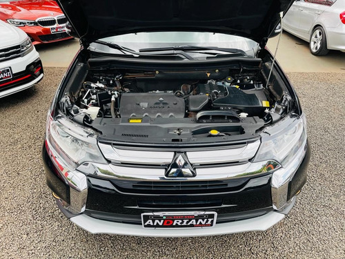 Imagem 12 de 15 de Mitsubishi Outlander 2.0 Preto 2017