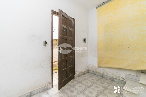 Imagem 14 de 15 de Casa Sobrado - Assuncao - Ref: 777 - V-777