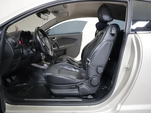 Alfa Romeo Mito DISTINCTIVE 1.4 MT T 3P
