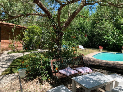Muy Linda Casa Disponible En Alquiler De Temporada Y Anual- Ref: 3055