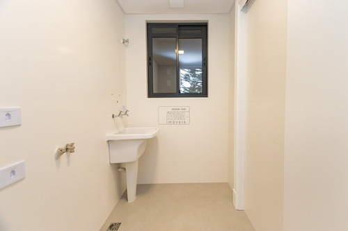 Imagem 12 de 30 de Apartamento Com 3 Dormitórios À Venda Com 187.47m² Por R$ 1.056.110,25 No Bairro Cristo Rei - Curitiba / Pr - Ap 1898
