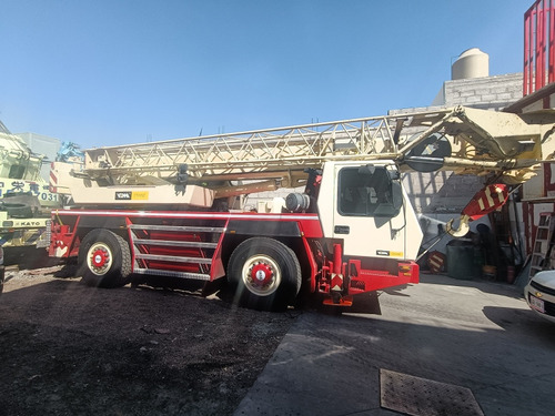Grove Gmk 2035
