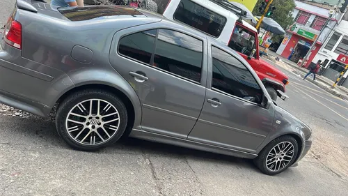 Jetta Modelo 2019 En Buen Estado Turbo