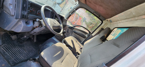 Isuzu Elf300 Modelo 2010, Funcionando Sin Fallas