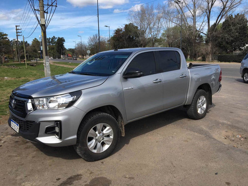 Toyota Hilux 2.8 Cd Sr 177cv 4x4 2020